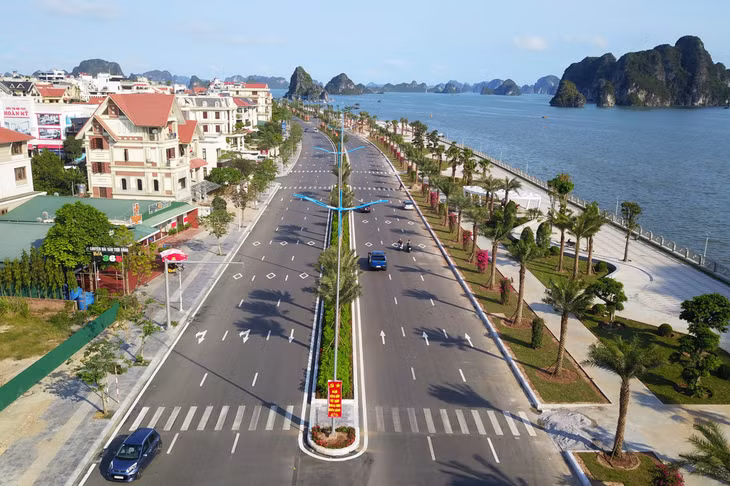 广宁重点工程的陈国巘沿海道路是全国最美的沿海道路。