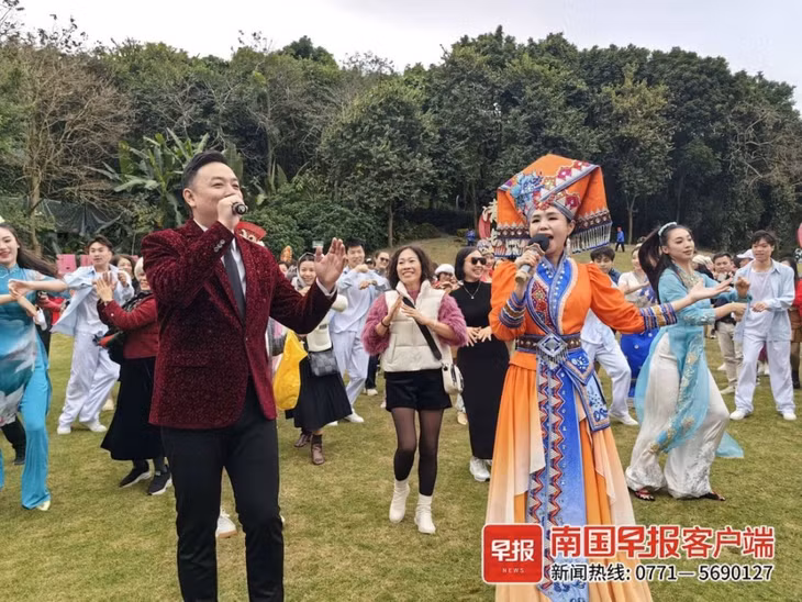 来自越南的他们也跳起了“科目三” ảnh 2