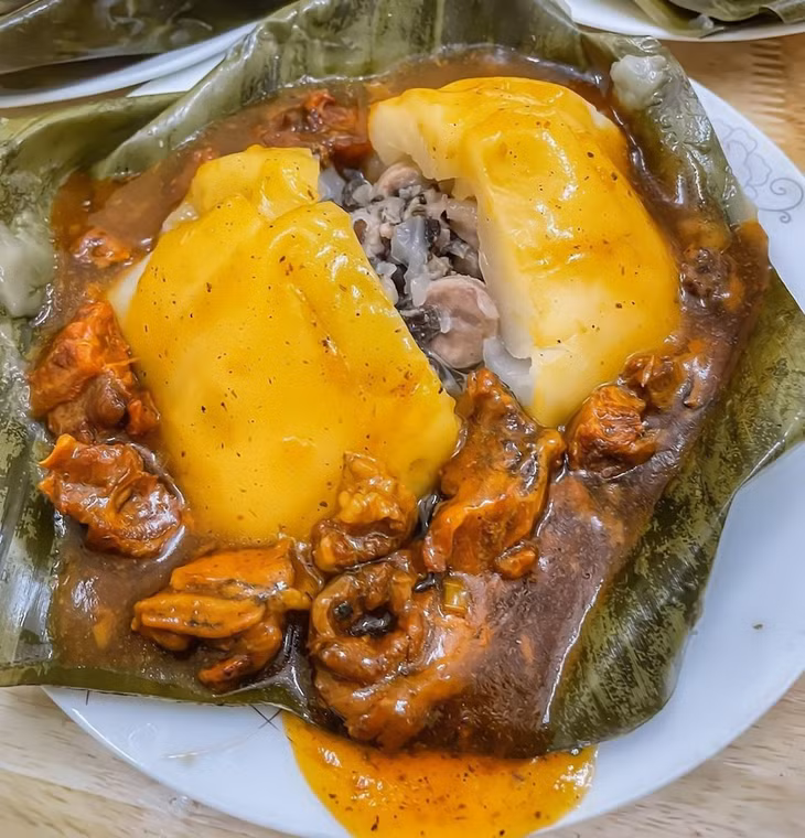 波尔多酱肉粽 Bánh giò sốt vang
