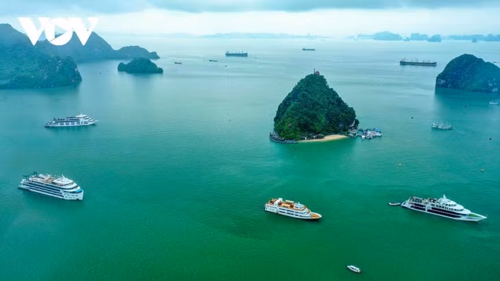 广宁省力争实现2025年接待游客量2000多万人次的目标。