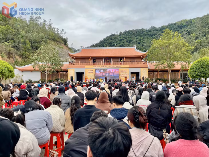纪念仪式场景