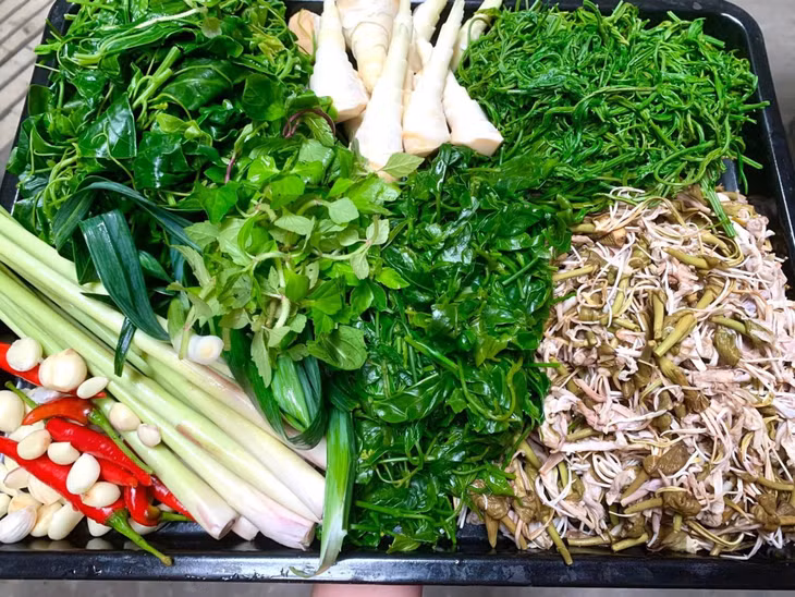西北菜丰富的食材 Nguyên liệu của ẩm thực Tây Bắc phong phú