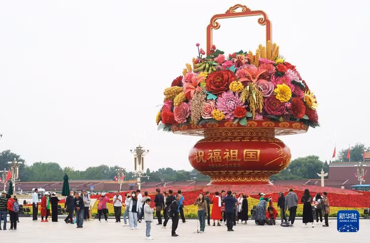 北京：花团锦簇迎国庆 ảnh 1