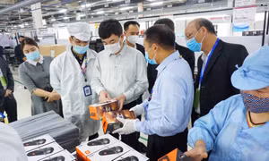 我省领导视察广安市经济社会发展情况