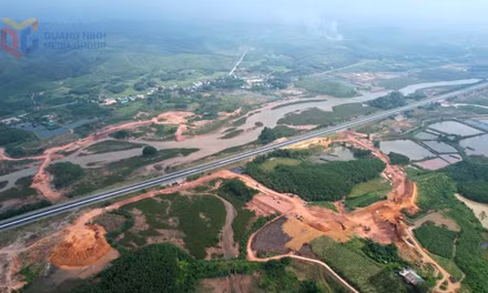 加快建设连接北风生口岸与高速公路主轴的互通立交